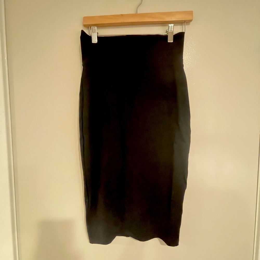 BEBE - Black Fitted Pencil Skirt Size S